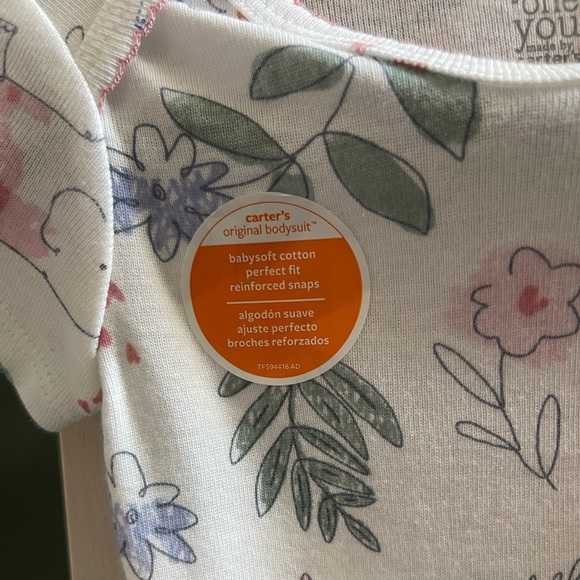 Carters onsies-Set of 3 - Picture 2 of 3